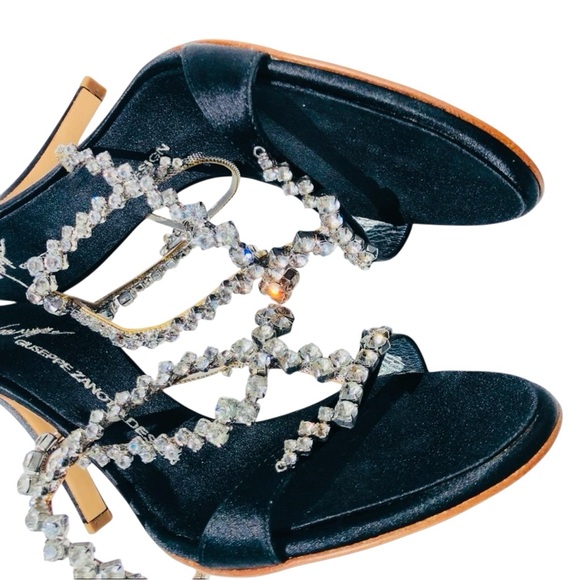 Giuseppe Zanotti black satin high heel with crystals Sz 8 eu 38 never worn - Picture 10 of 15